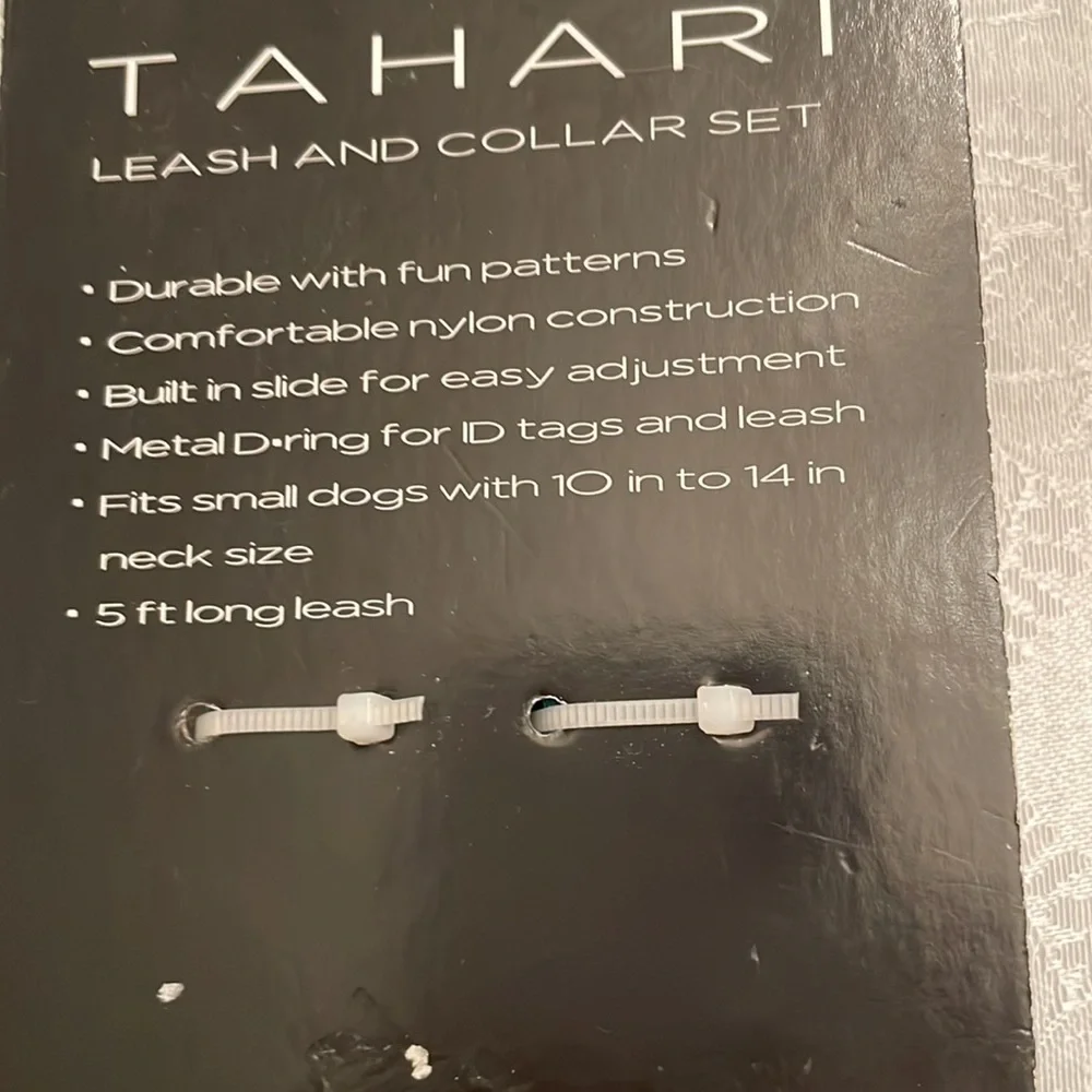 TAHARI dog leash and collar set size small